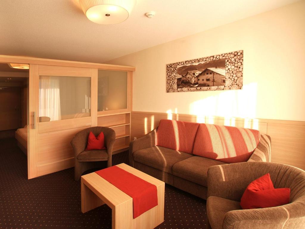 Hotel Roeck Garni Fiss Oda fotoğraf