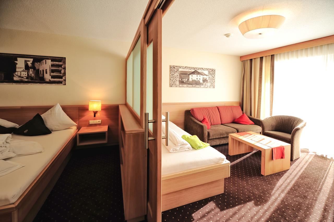 Hotel Roeck Garni Fiss Dış mekan fotoğraf